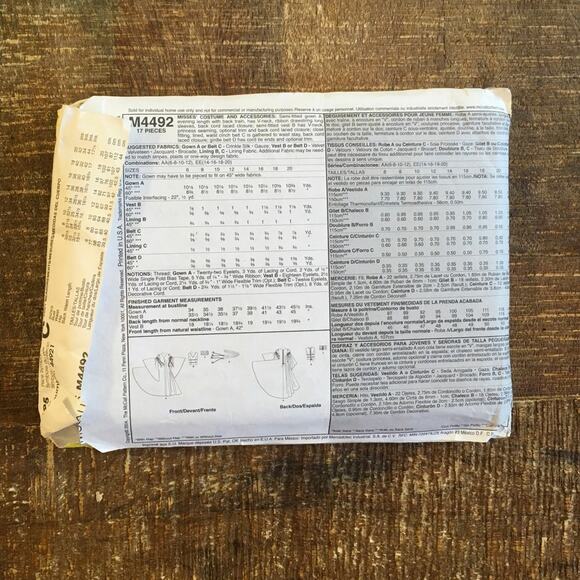 McCalls Sewing Pattern M4492 Renaissance Fantasy Gown Dress Eowyn LOTR 6-12UNCUT - Picture 2 of 3